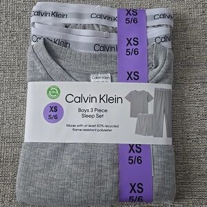 Calvin Klein Youth Boys' 3-piece Ribbed Pajama Set in Gray / XS (5/6)